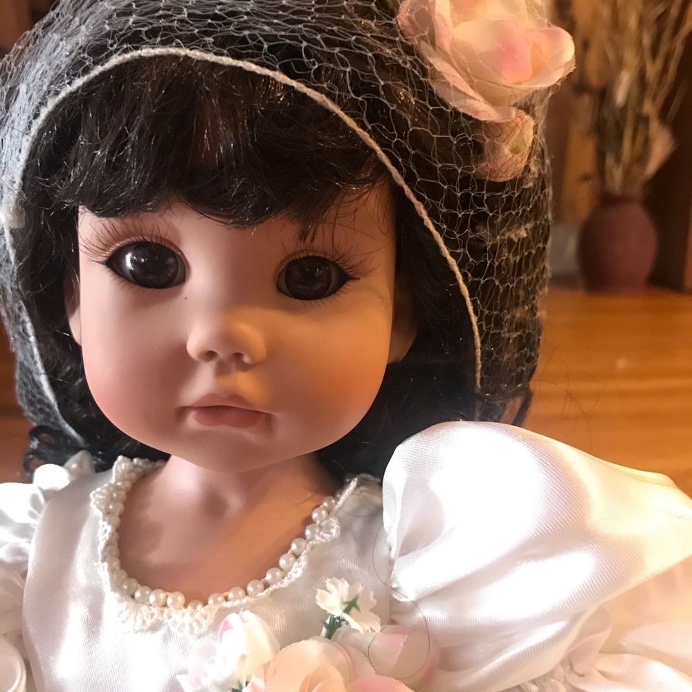 Doll - Picture 5 of 16